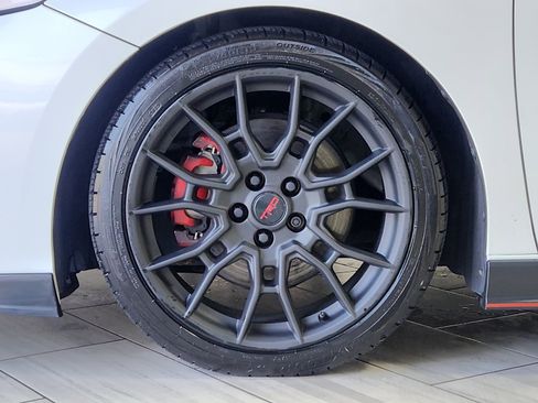 Used 2020 Toyota Camry TRD image 9