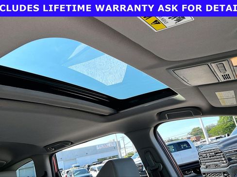 Used 2022 Honda CR-V Touring image 19