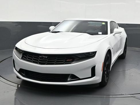 Used 2019 Chevrolet Camaro LT w/ RS Package RWD image 8
