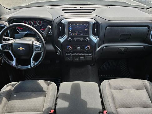Used 2021 Chevrolet Silverado 1500 LT w/ Z71 Off-Road Package AWD/4WD image 18