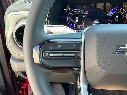 Used 2025 Chevrolet Colorado ZR2 w/ ZR2 Bison Edition image 30