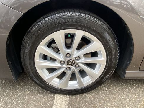 Used 2023 Toyota Camry LE image 19