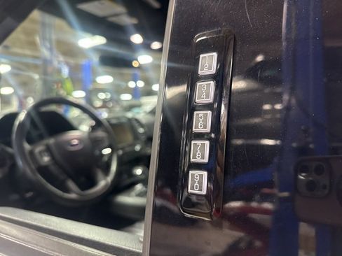 Used 2015 Ford F150 XLT w/ Equipment Group 302A Luxury image 15