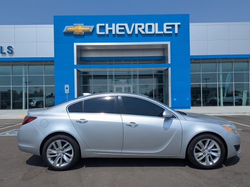 Used 2015 Buick Regal Premium FWD image 35