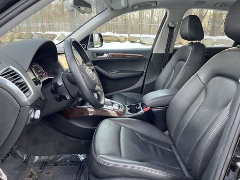 Used 2017 Audi Q5 2.0T Premium Plus w/ Technology Package image 8