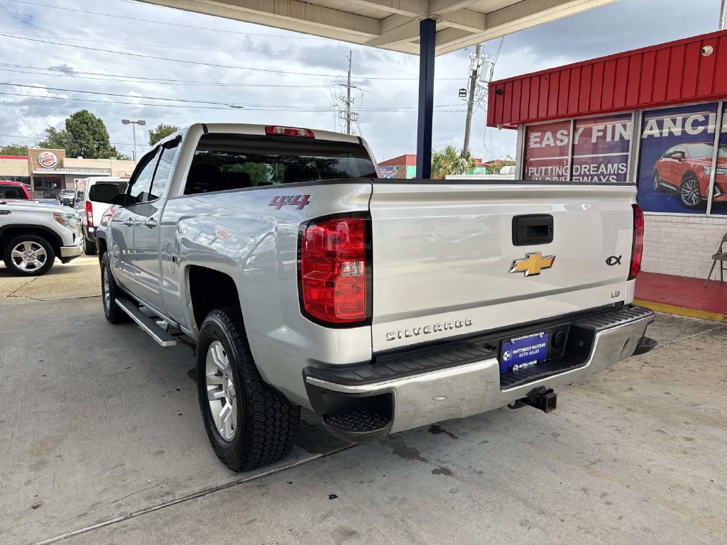 Used 2019 Chevrolet Silverado 1500 LT w/ Texas Edition AWD/4WD image 6