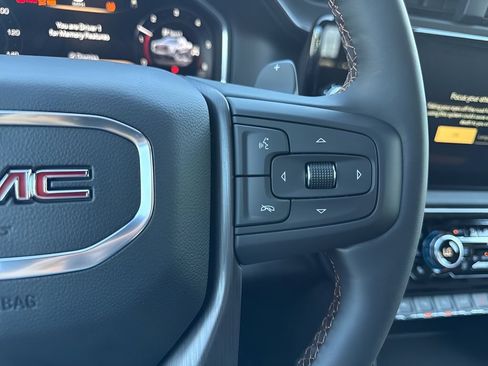 New 2026 GMC Sierra 1500 AT4 w/ AT4 Premium Package AWD/4WD image 16