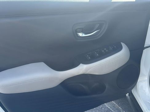 New 2026 Honda HR-V LX image 19