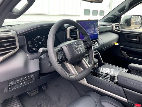 New 2026 Toyota Tundra Platinum AWD/4WD image 7