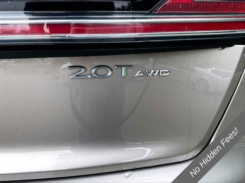 Used 2020 Lincoln Nautilus Reserve AWD/4WD image 7