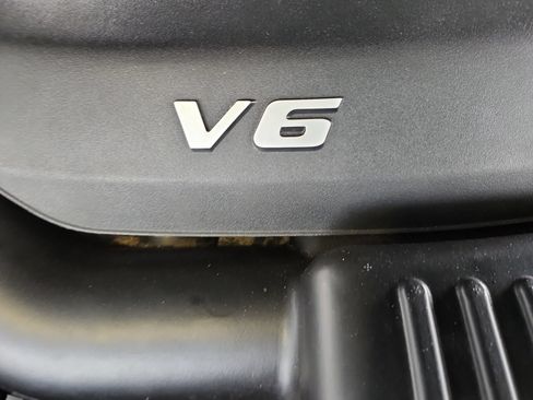 Used 2015 Dodge Durango Limited w/ Nav & Power Liftgate Group RWD image 29