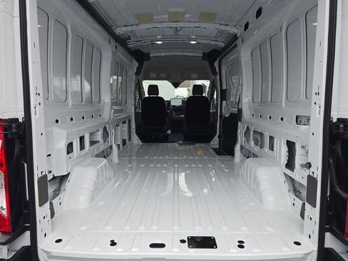 New 2026 Ford Transit 250 148 Medium Roof RWD image 6