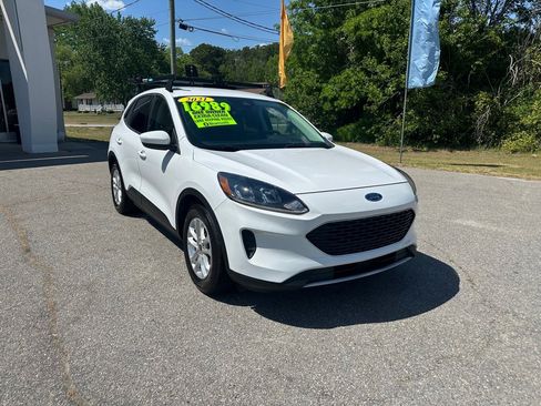 Used 2021 Ford Escape SE FWD image 7