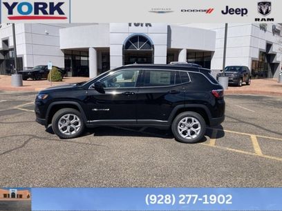 New 2025 Jeep Compass Latitude w/ Convenience Group
