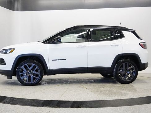 New 2026 Jeep Compass Limited AWD/4WD image 3