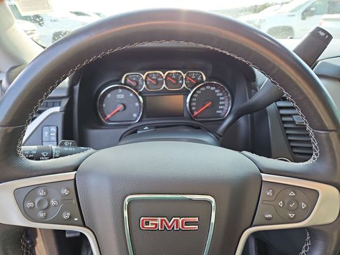 Used 2016 GMC Yukon XL SLT w/ Open Road Package image 21