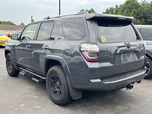 Used 2024 Toyota 4Runner SR5 Premium w/ Moonroof Package AWD/4WD image 4