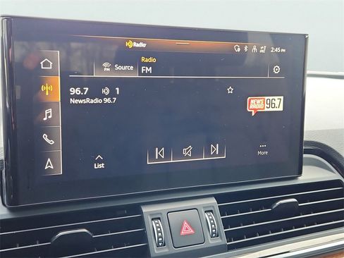 Certified 2023 Audi Q5 2.0T Premium w/ Convenience Package image 30