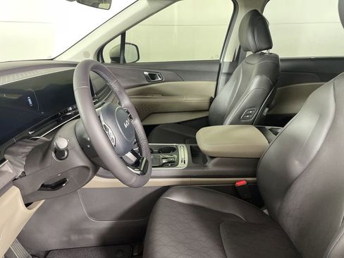 New 2026 Kia Carnival SX FWD image 21