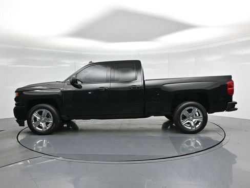 Used 2018 Chevrolet Silverado 1500 Custom w/ Custom Value Package image 23