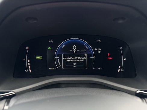 Used 2025 Toyota Camry SE image 15