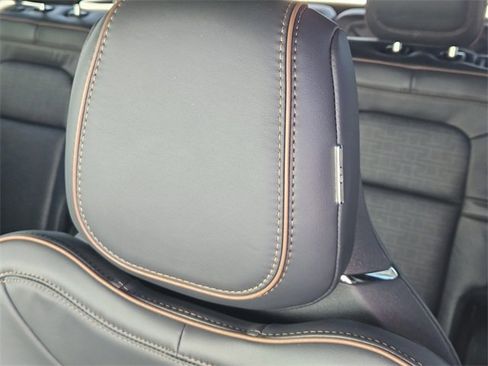 New 2025 Lincoln Aviator Black Label image 14