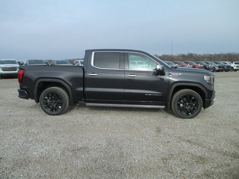 New 2026 GMC Sierra 1500 Denali w/ Denali Reserve Package image 3