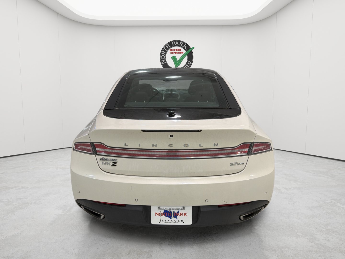 Used 2016 Lincoln MKZ Black Label AWD/4WD image 4