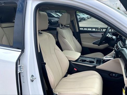 Used 2026 Acura MDX SH-AWD w/ Technology Package image 9