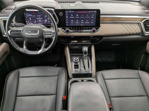 Used 2024 GMC Canyon Denali AWD/4WD image 16