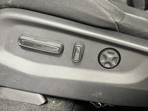 Used 2021 Honda CR-V EX image 15