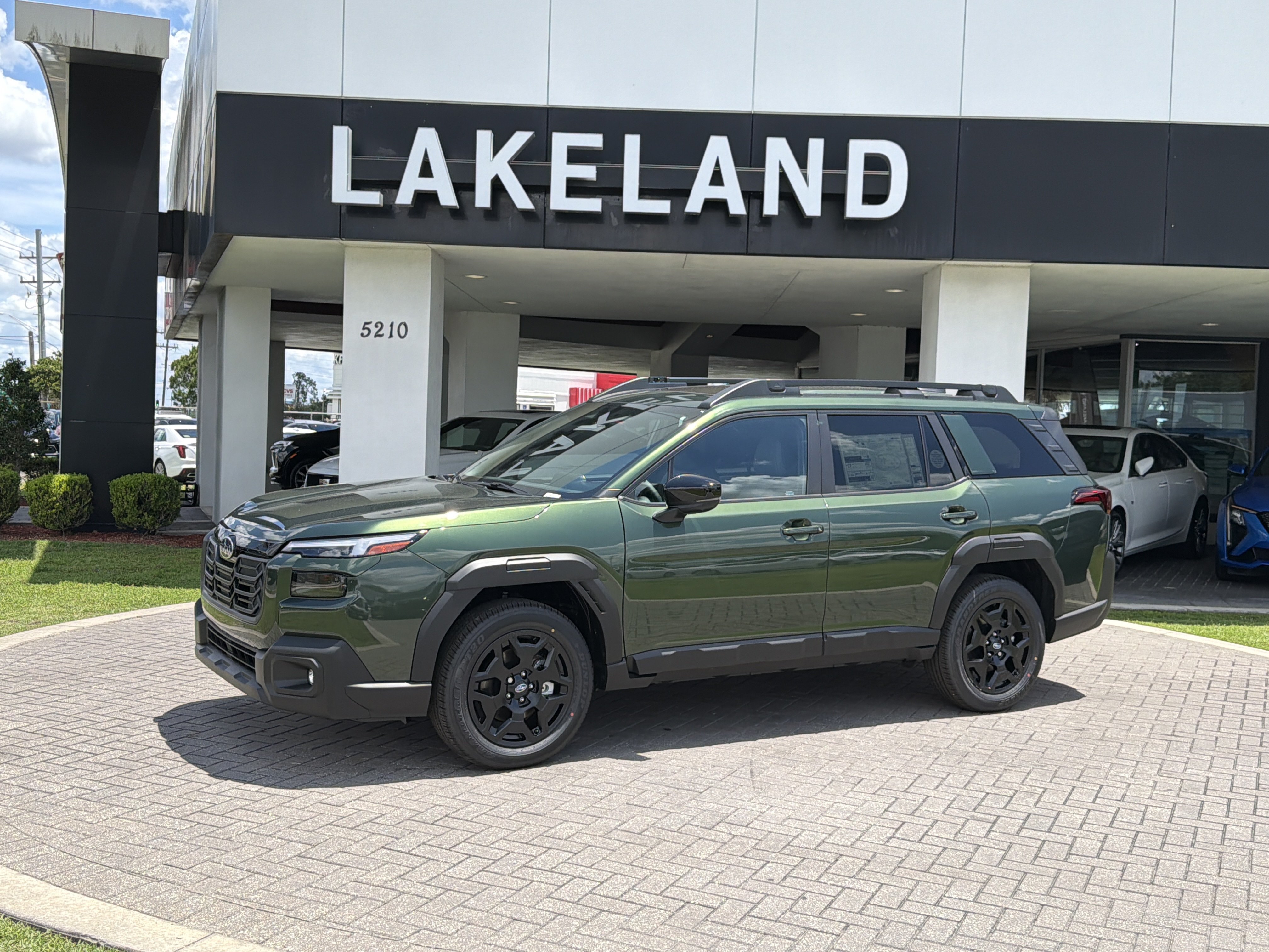 New 2026 Subaru Outback Limited AWD/4WD image 2