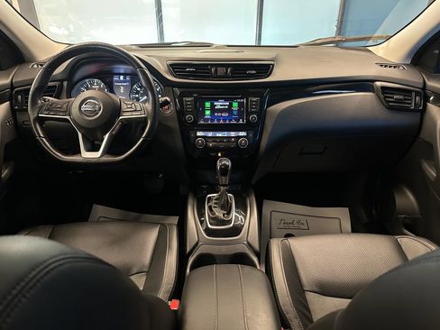 Used 2021 Nissan Rogue Sport SL w/ Premium Package AWD/4WD image 9