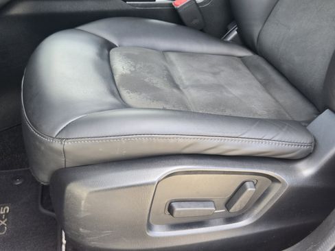 Used 2020 MAZDA CX-5 Touring FWD image 32