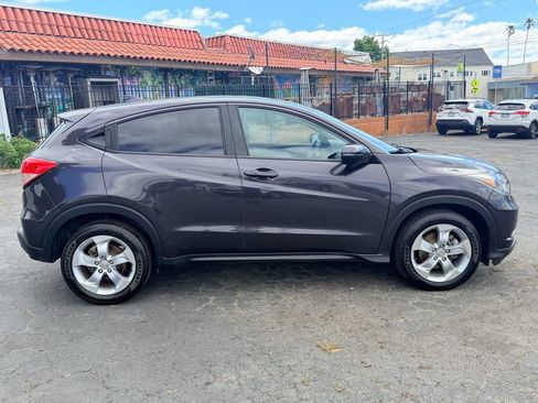 Used 2016 Honda HR-V EX image 7