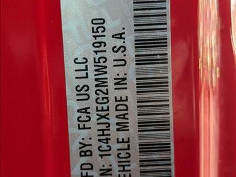 Used 2021 Jeep Wrangler Unlimited Sahara image 24