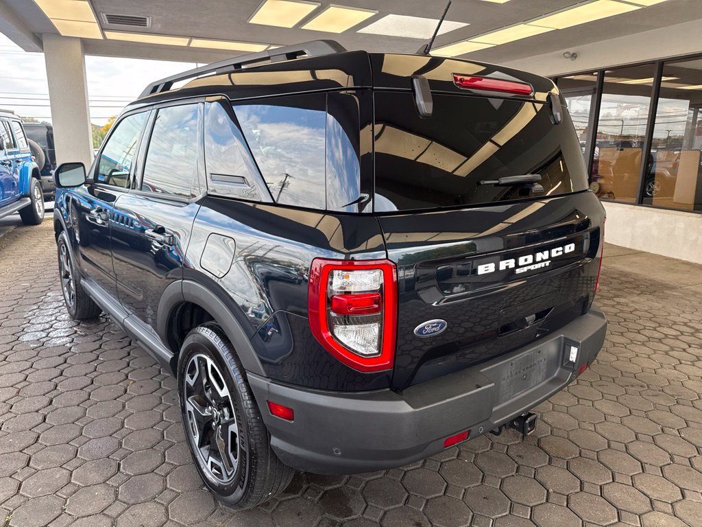 Used 2023 Ford Bronco Sport Outer Banks w/ Tech Package AWD/4WD image 8