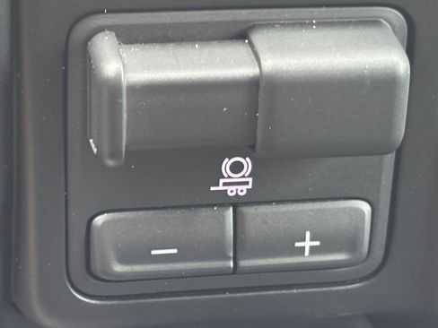 Used 2021 GMC Sierra 1500 AT4 w/ AT4 Premium Package image 33