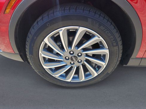 Used 2023 Lincoln Corsair Reserve w/ Equipment Group 201A AWD/4WD image 9