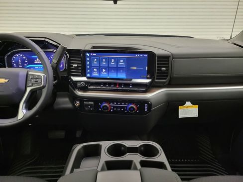 New 2026 Chevrolet Silverado 1500 LT image 43