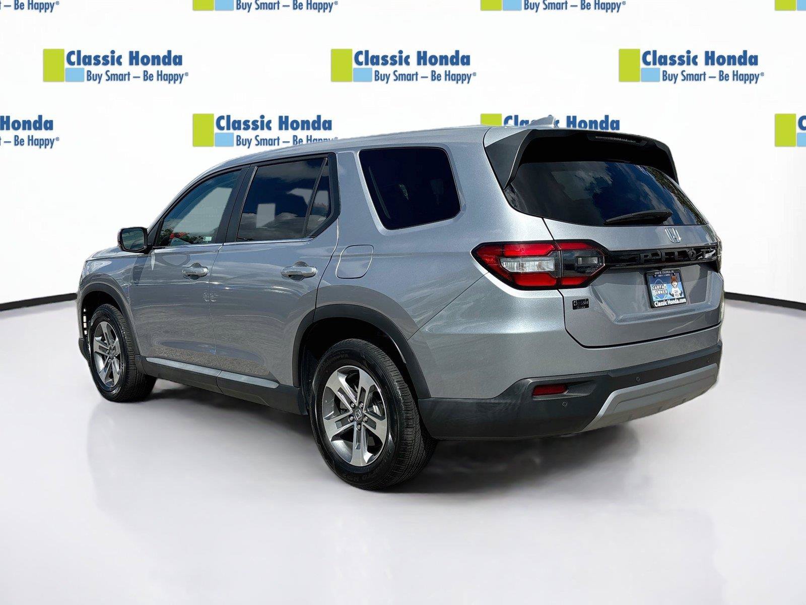 Certified 2024 Honda Pilot EX-L image 5