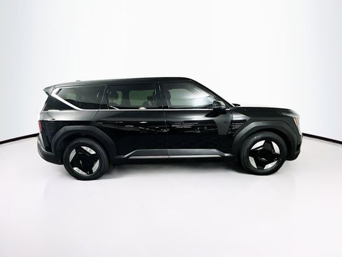 Used 2024 Kia EV9 Light Long Range image 10