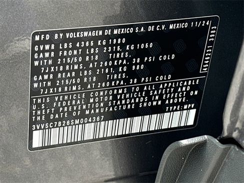 Used 2025 Volkswagen Taos SE image 35