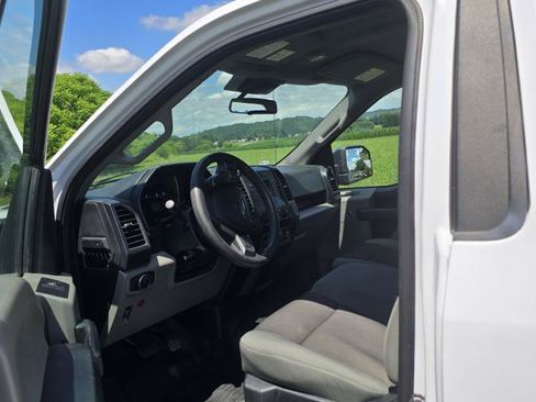 Used 2019 Ford F150 XL w/ Trailer Tow Package AWD/4WD image 4