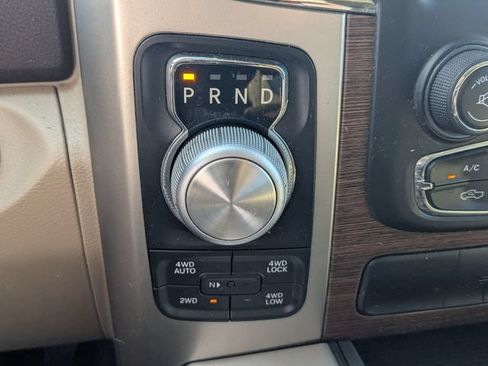 Used 2017 RAM 1500 Laramie w/ Convenience Group AWD/4WD image 20