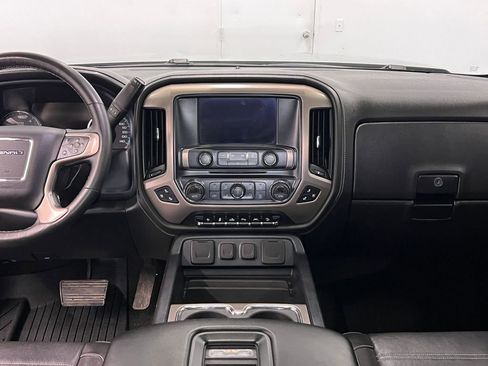Used 2018 GMC Sierra 1500 Denali image 22