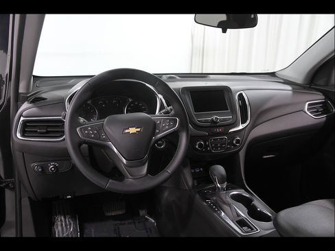 Used 2023 Chevrolet Equinox LT AWD/4WD image 6