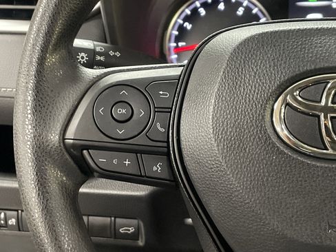 Certified 2022 Toyota RAV4 XLE w/ Convenience Package image 19