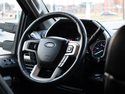 Used 2018 Ford F350 Lariat w/ Lariat Ultimate Package image 13