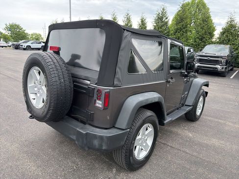 Used 2016 Jeep Wrangler Sport w/ Quick Order Package 23S AWD/4WD image 5